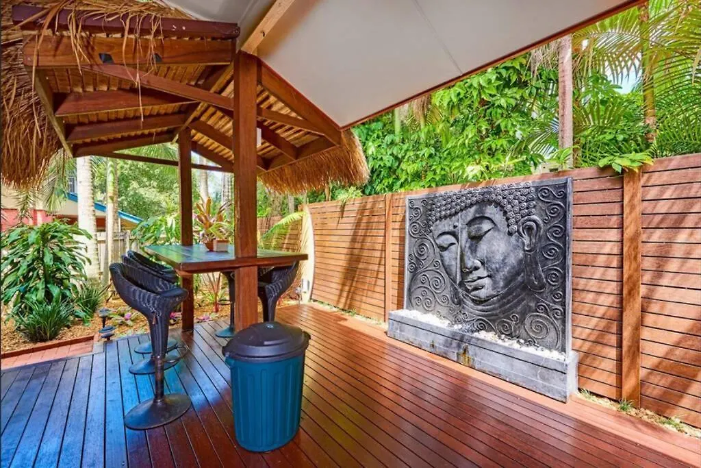 Byron Bay Accom - Whale House - 8/6 Electra Cl